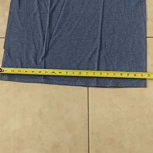 💝Perfectly Imperfect Tees - Picture 5 of 5